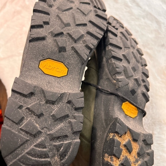 Montrail vibram gore-Tex mens boot size 11.5 - Picture 3 of 10